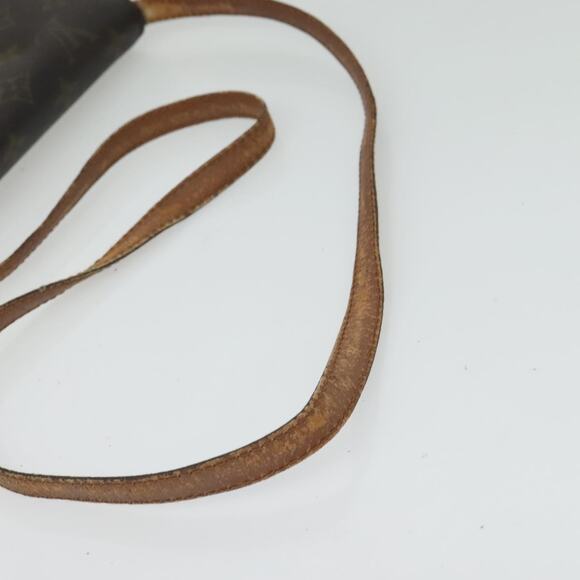 LOUIS VUITTON Monogram Bordeaux 24 Shoulder Bag M51798 - Picture 7 of 16